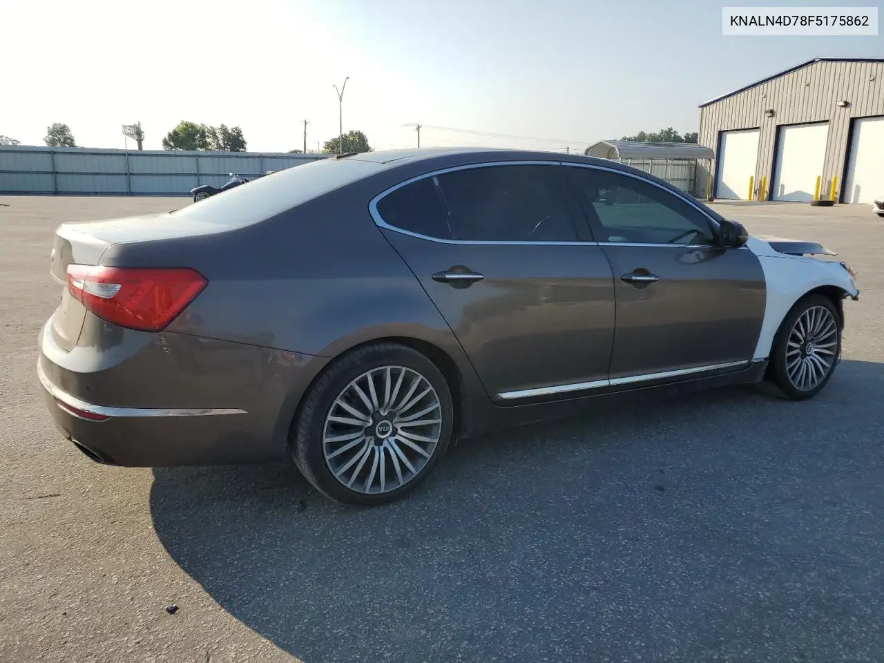 2015 Kia Cadenza Premium VIN: KNALN4D78F5175862 Lot: 62589105