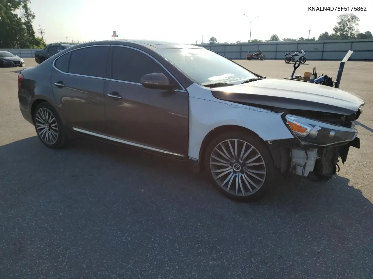 2015 Kia Cadenza Premium VIN: KNALN4D78F5175862 Lot: 62589105