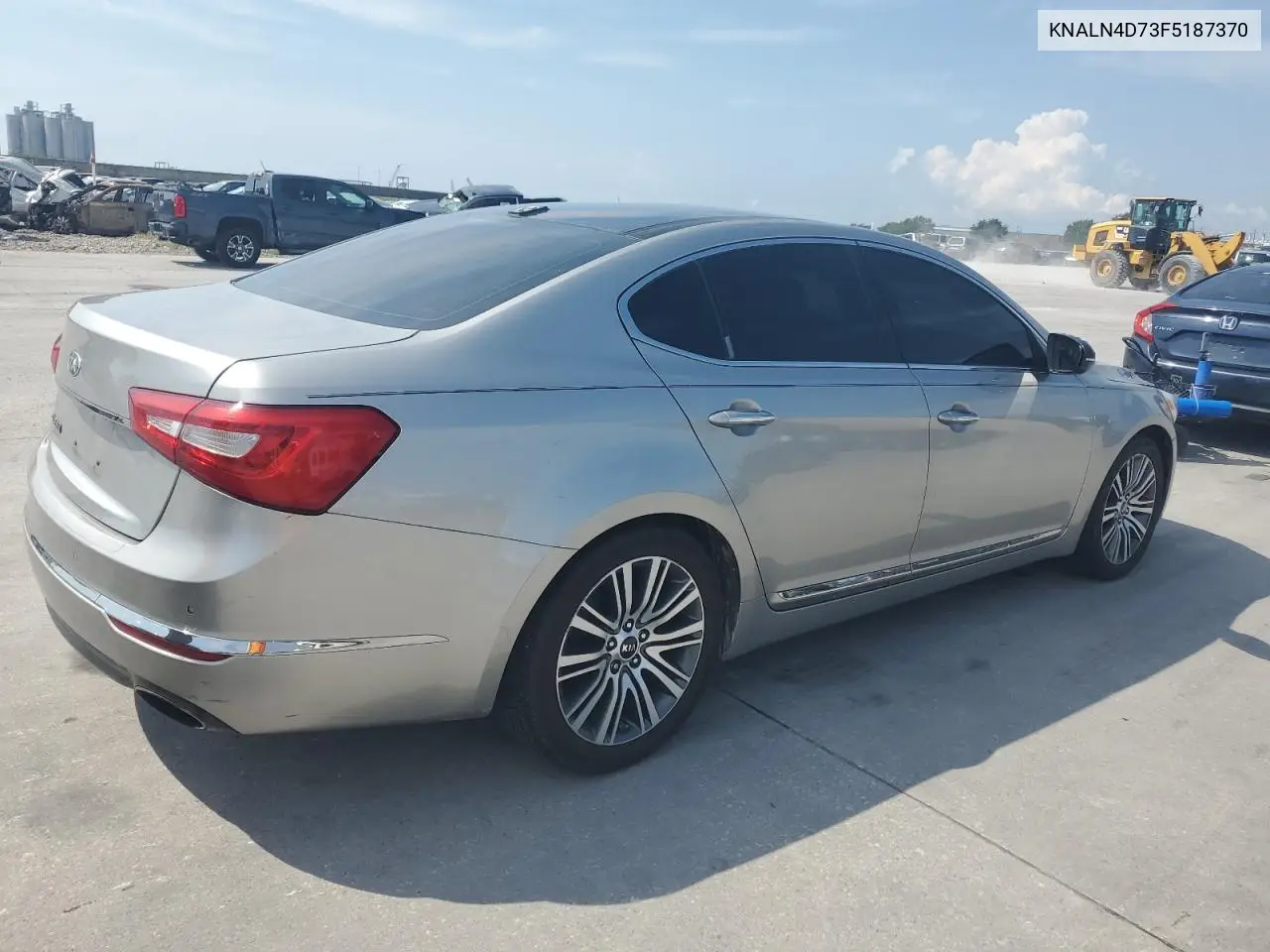 2015 Kia Cadenza Premium VIN: KNALN4D73F5187370 Lot: 63330215