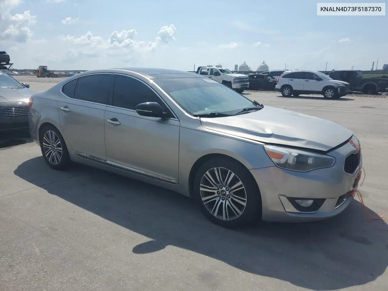 2015 Kia Cadenza Premium VIN: KNALN4D73F5187370 Lot: 63330215