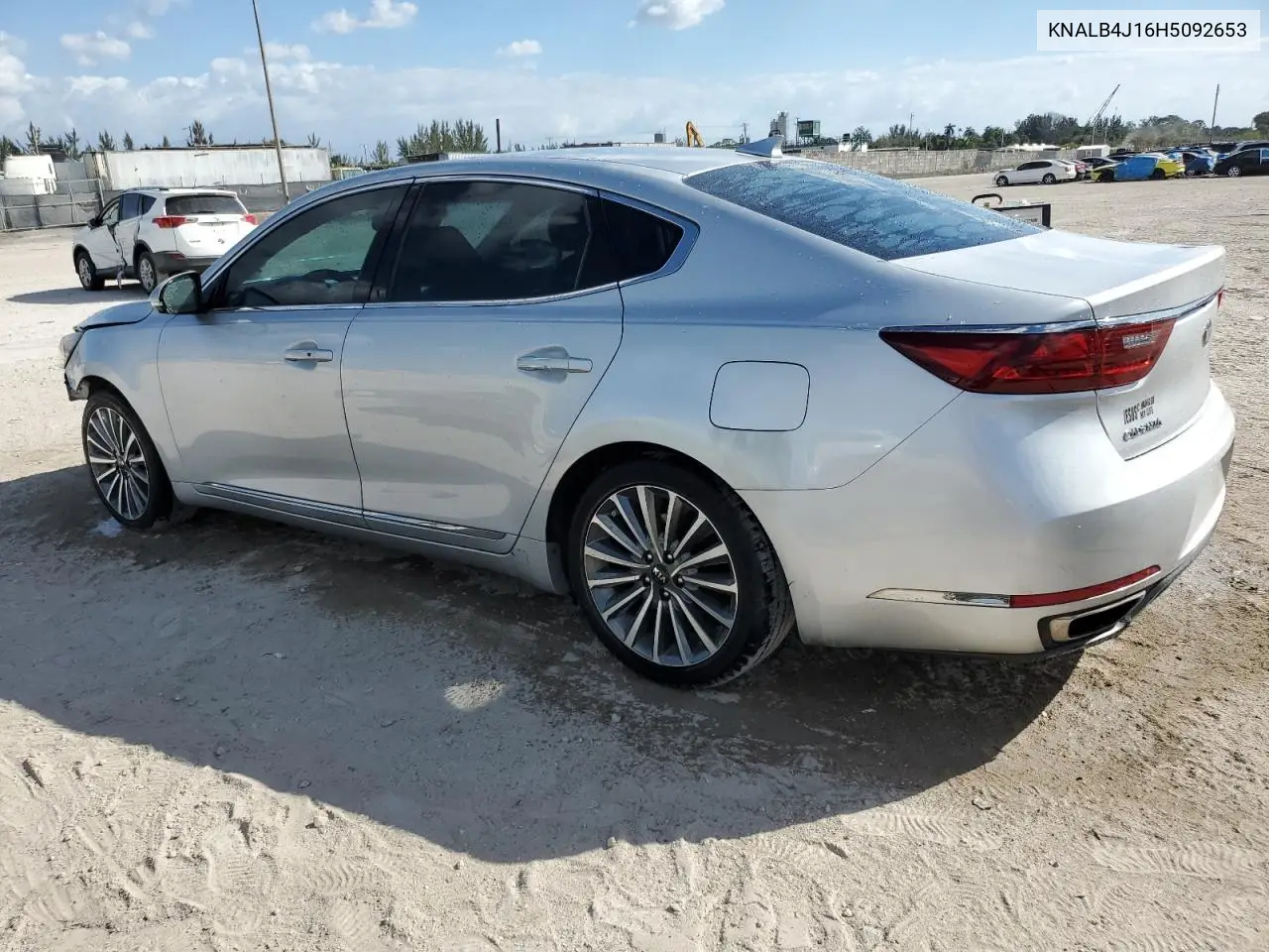 2017 Kia Cadenza Premium VIN: KNALB4J16H5092653 Lot: 47524405