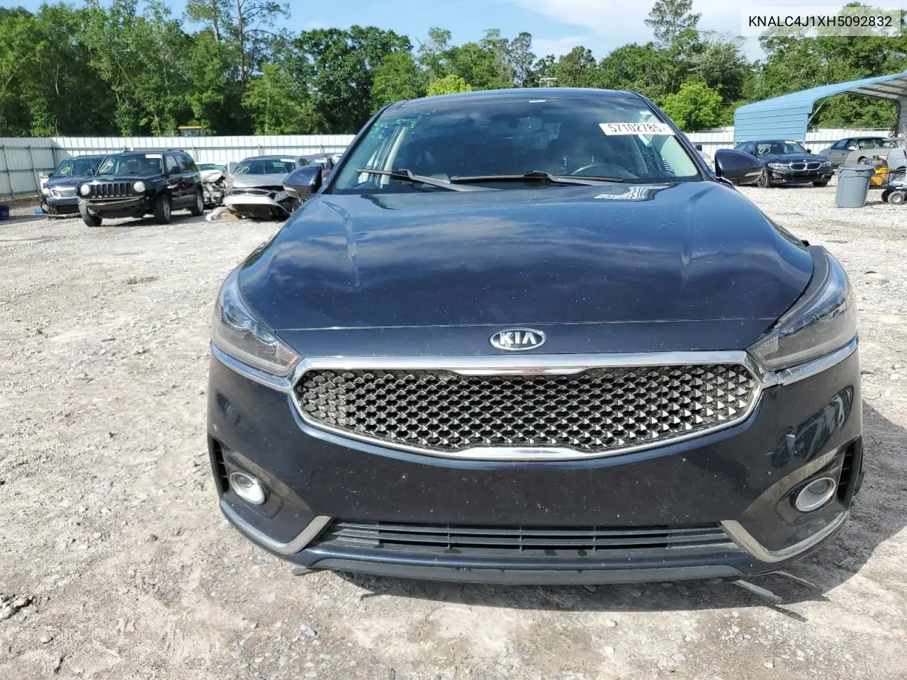 2017 Kia Cadenza Premium VIN: KNALC4J1XH5092832 Lot: 57102785