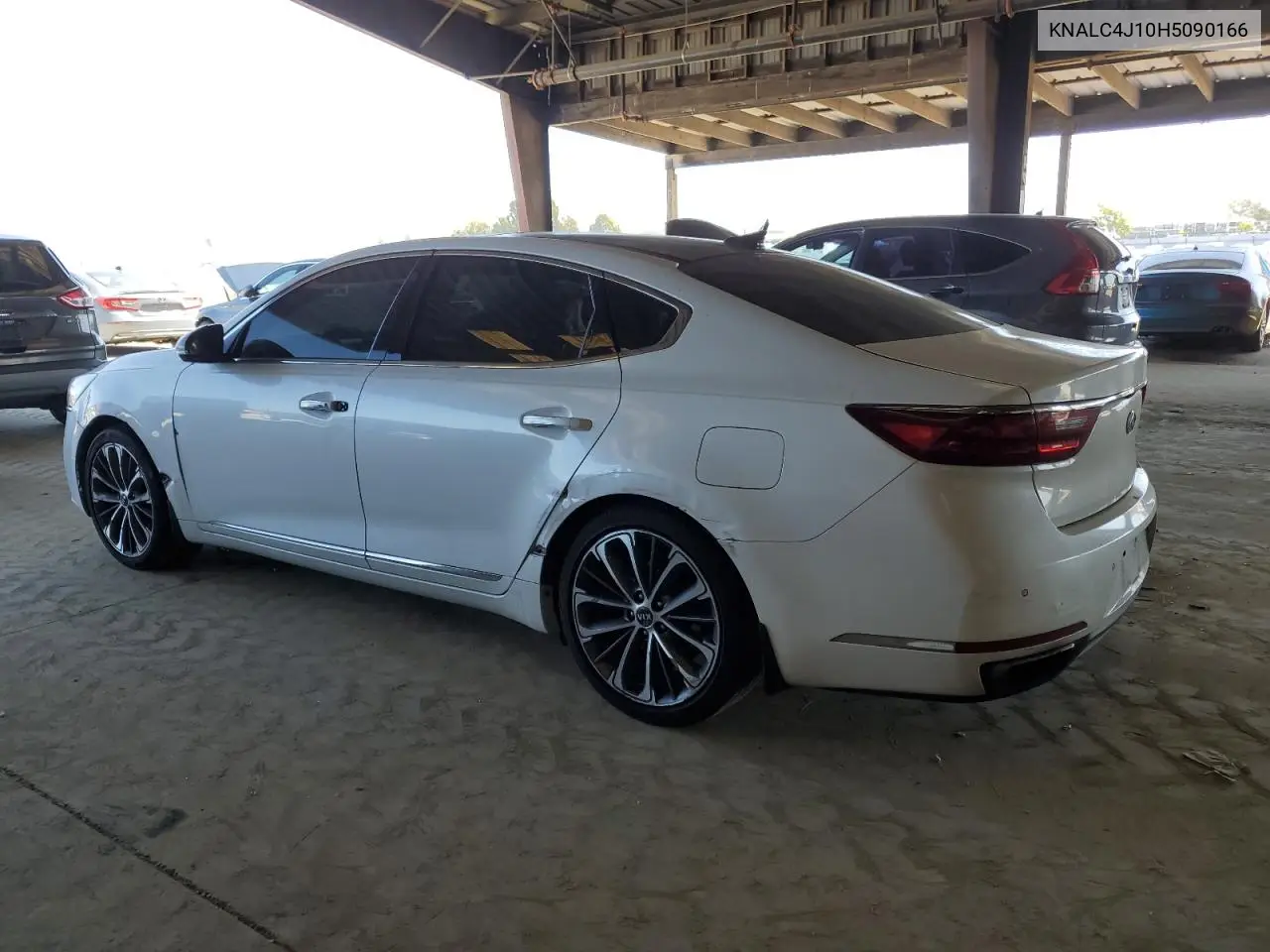 2017 Kia Cadenza Premium VIN: KNALC4J10H5090166 Lot: 57651355
