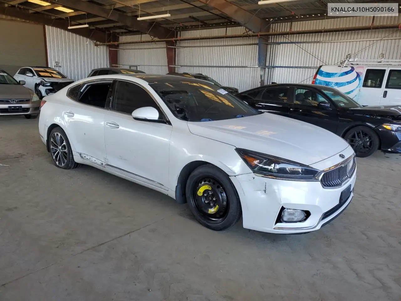 2017 Kia Cadenza Premium VIN: KNALC4J10H5090166 Lot: 57651355