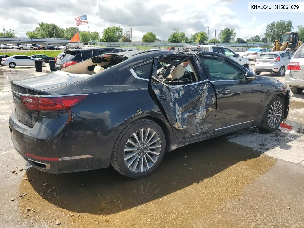 2017 Kia Cadenza Premium VIN: KNALC4J15H5061679 Lot: 57703505