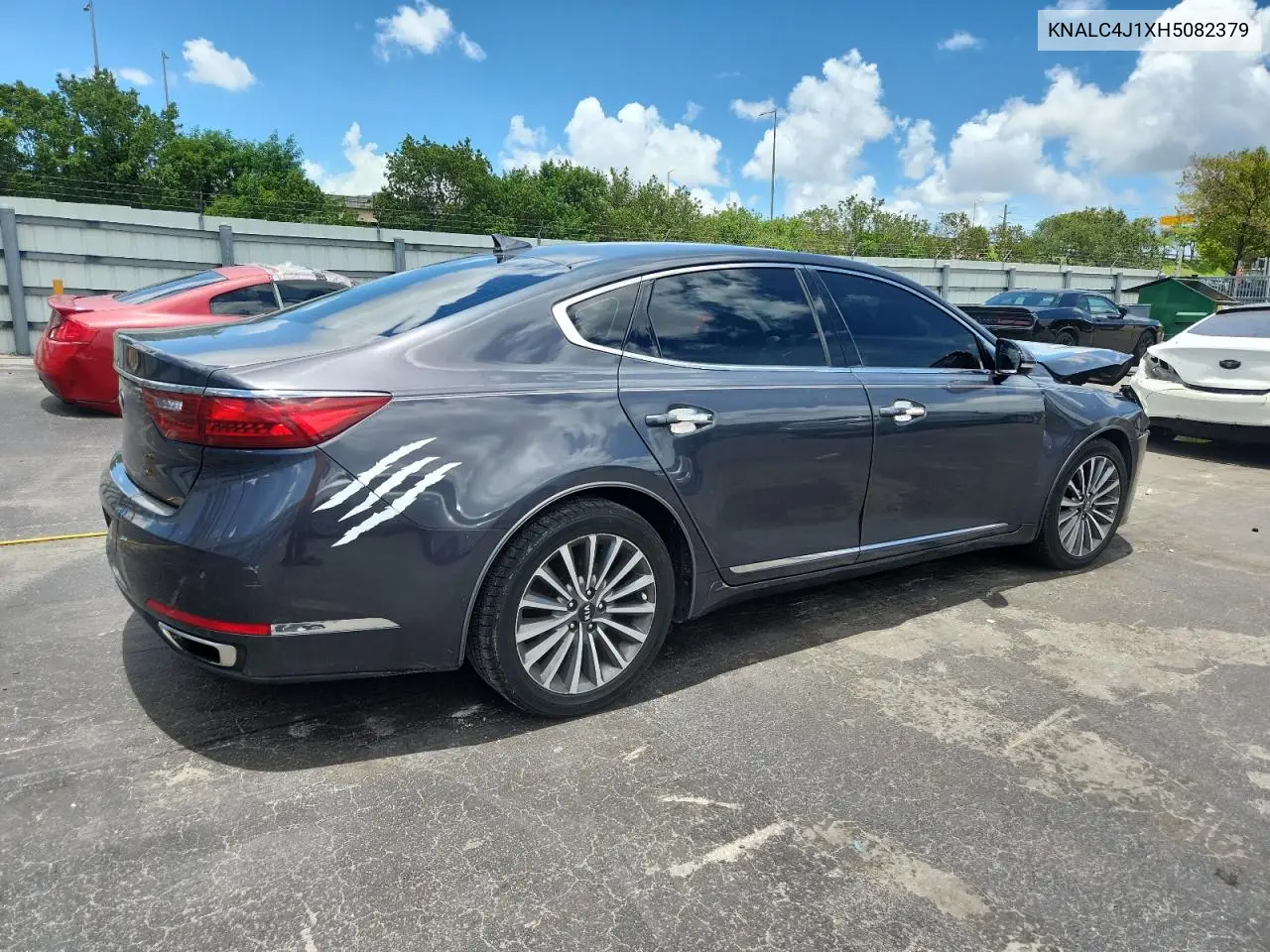 2017 Kia Cadenza Premium VIN: KNALC4J1XH5082379 Lot: 60708645
