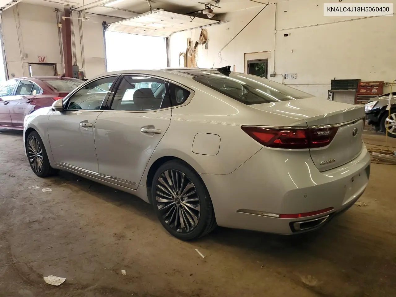 2017 Kia Cadenza Premium VIN: KNALC4J18H5060400 Lot: 61619955