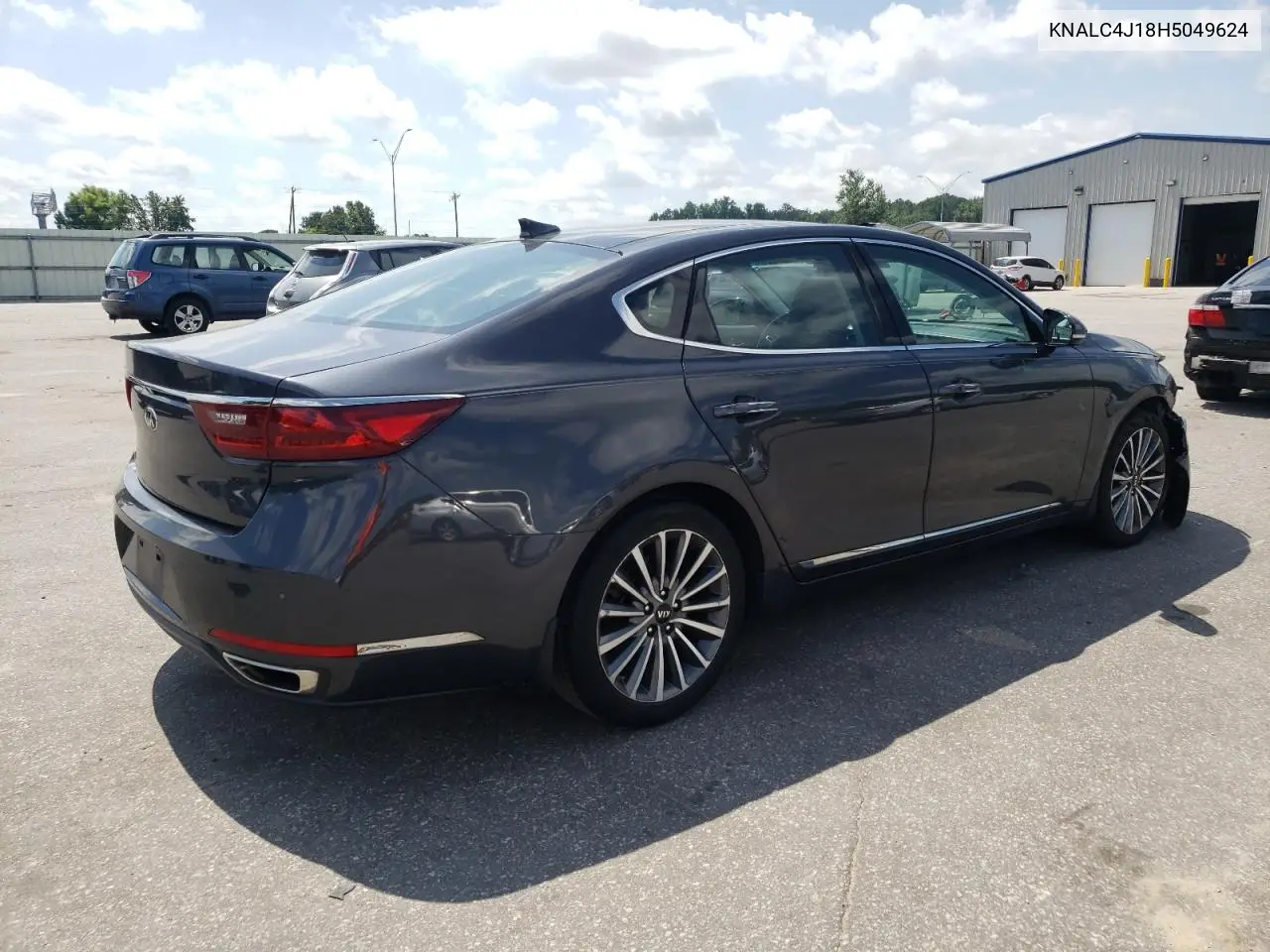 2017 Kia Cadenza Premium VIN: KNALC4J18H5049624 Lot: 62180255