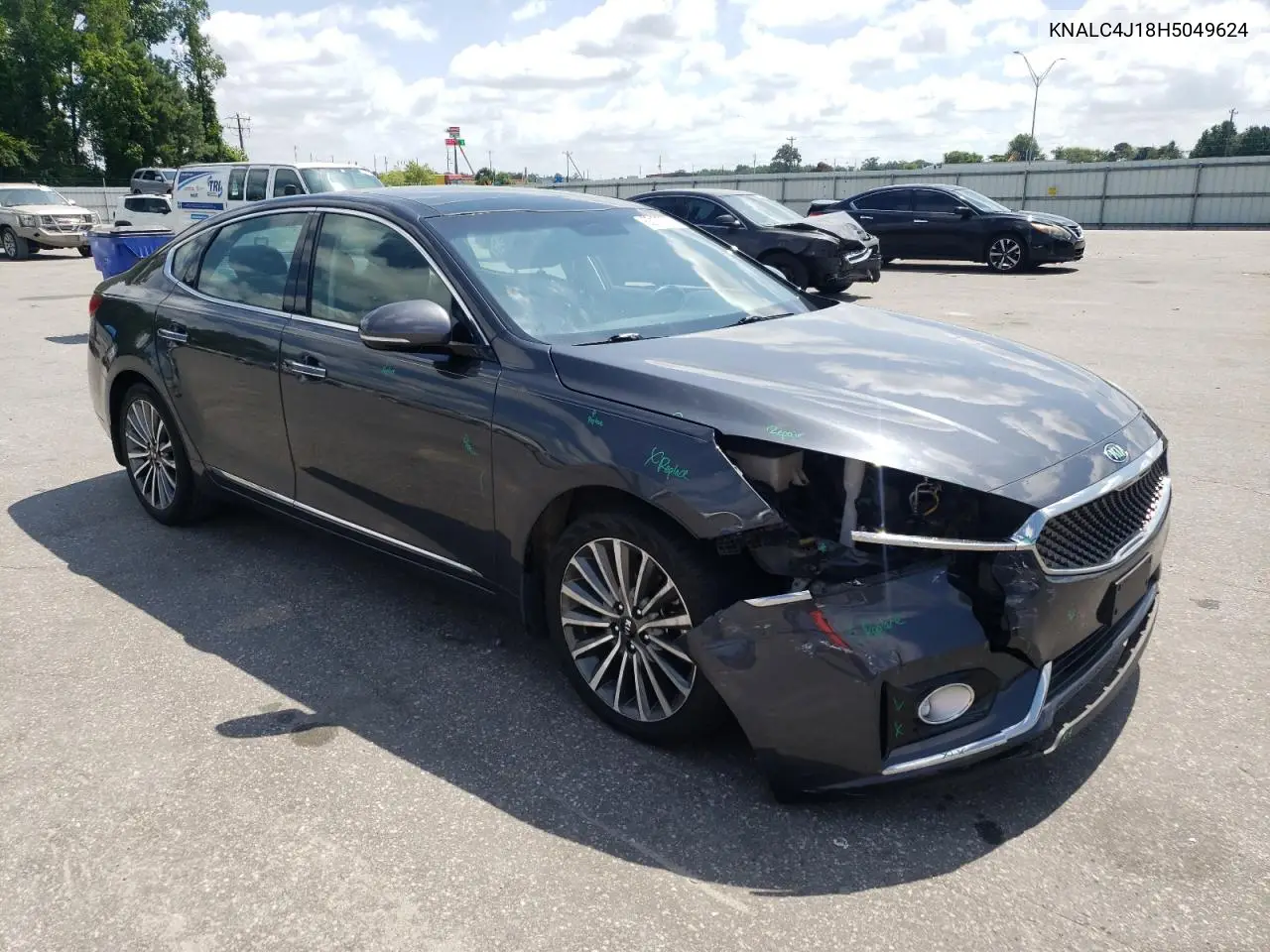 2017 Kia Cadenza Premium VIN: KNALC4J18H5049624 Lot: 62180255