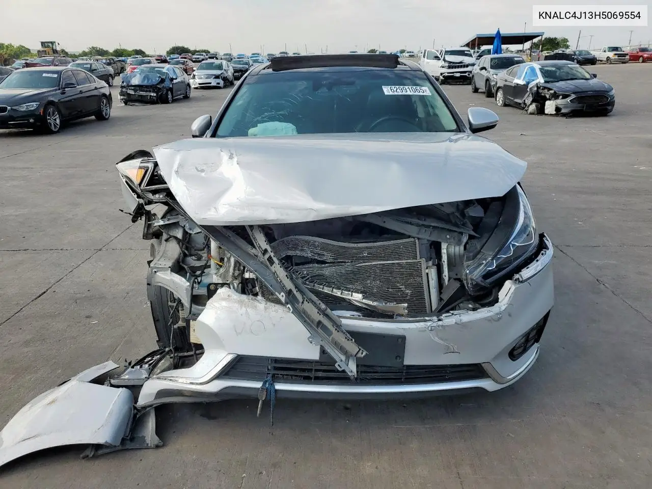 2017 Kia Cadenza Premium VIN: KNALC4J13H5069554 Lot: 62991065