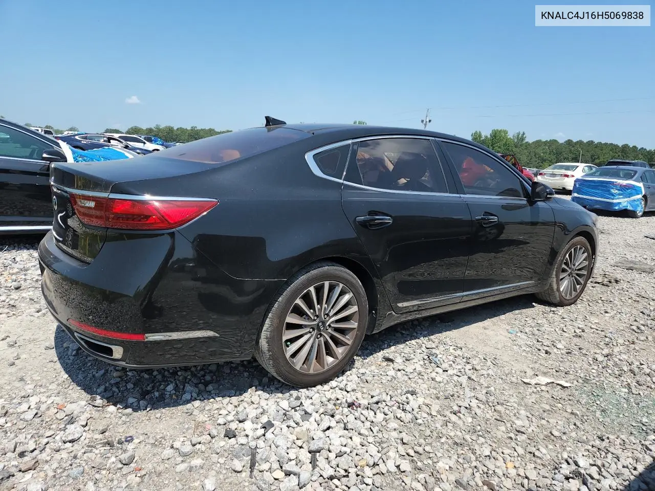 2017 Kia Cadenza Premium VIN: KNALC4J16H5069838 Lot: 63579465