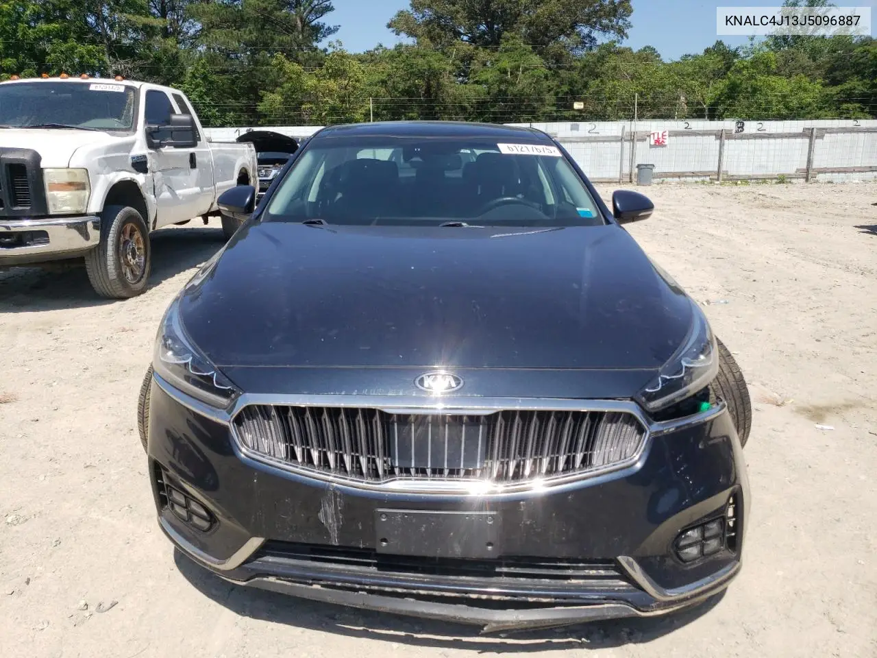 2018 Kia Cadenza Luxury VIN: KNALC4J13J5096887 Lot: 61217675
