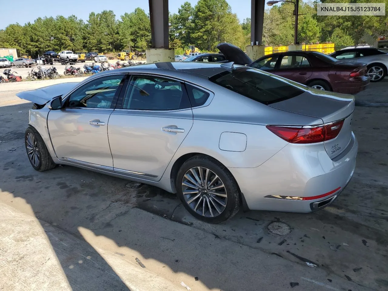 2018 Kia Cadenza Premium VIN: KNALB4J15J5123784 Lot: 74958984
