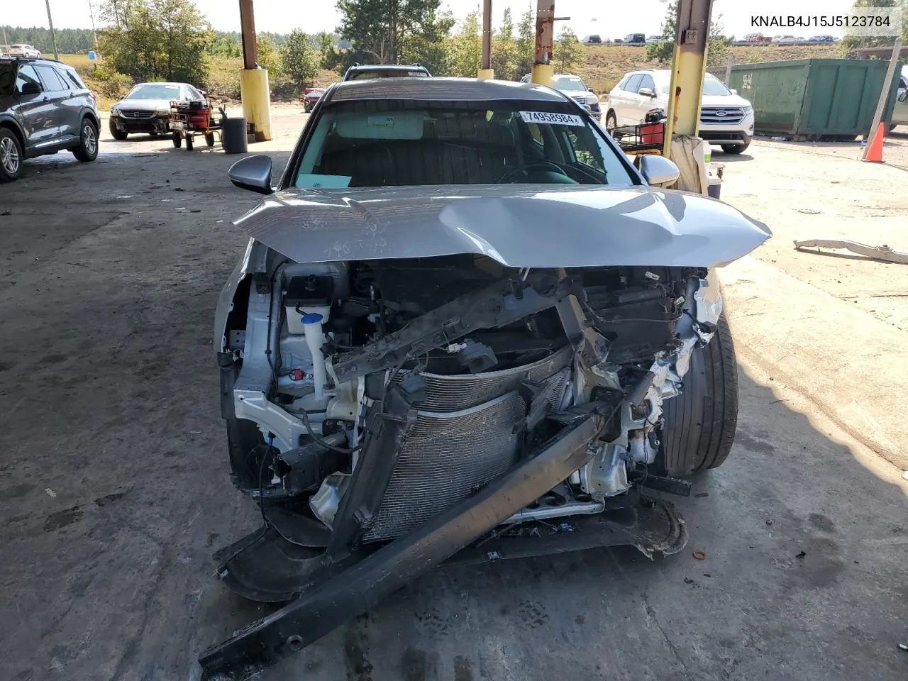 2018 Kia Cadenza Premium VIN: KNALB4J15J5123784 Lot: 74958984
