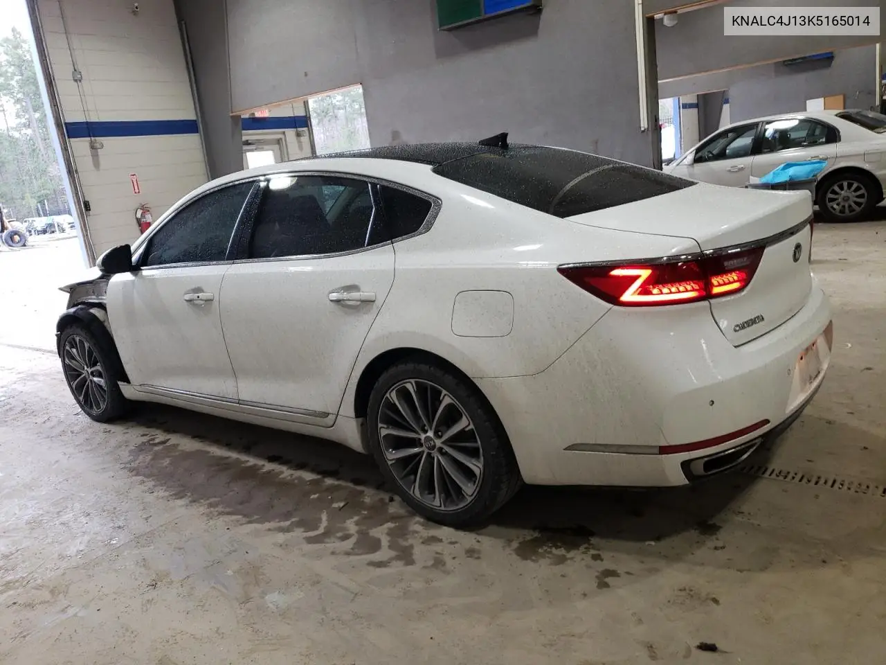 2019 Kia Cadenza Luxury VIN: KNALC4J13K5165014 Lot: 47187125