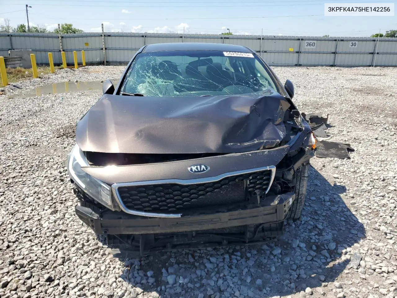 2017 Kia Forte Lx VIN: 3KPFK4A75HE142256 Lot: 56296015