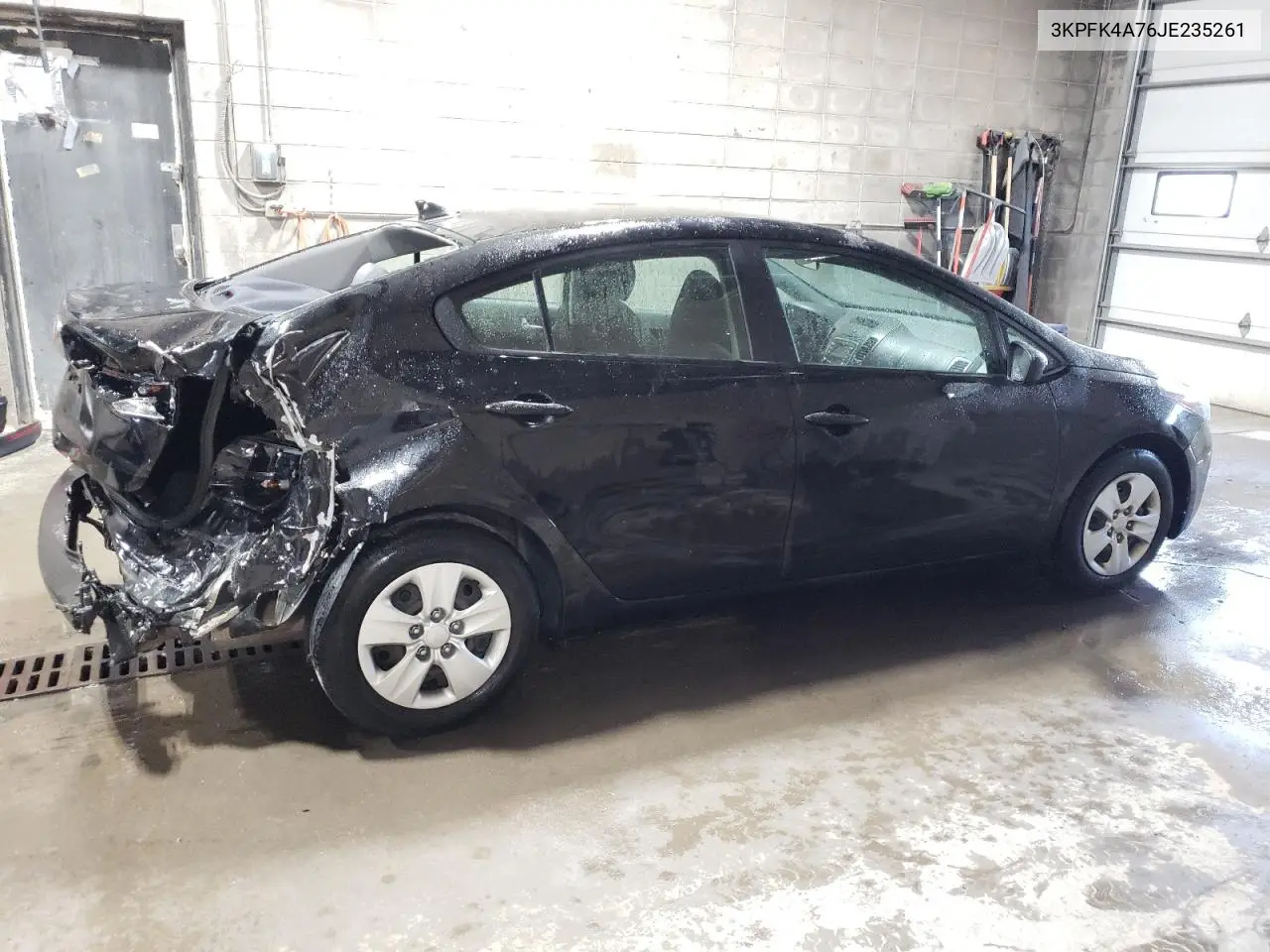 2018 Kia Forte Lx VIN: 3KPFK4A76JE235261 Lot: 57119065
