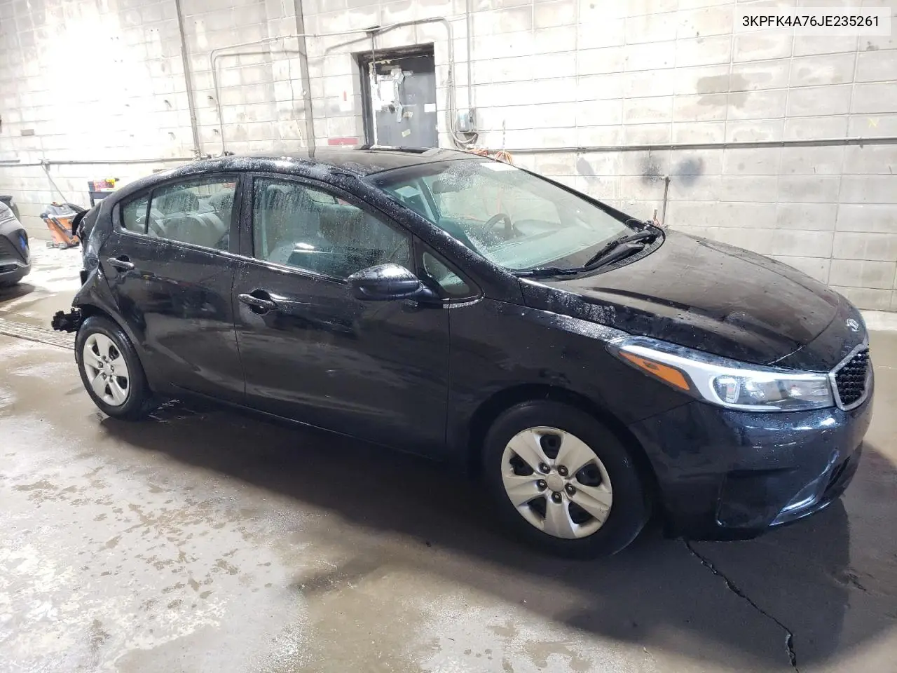 2018 Kia Forte Lx VIN: 3KPFK4A76JE235261 Lot: 57119065