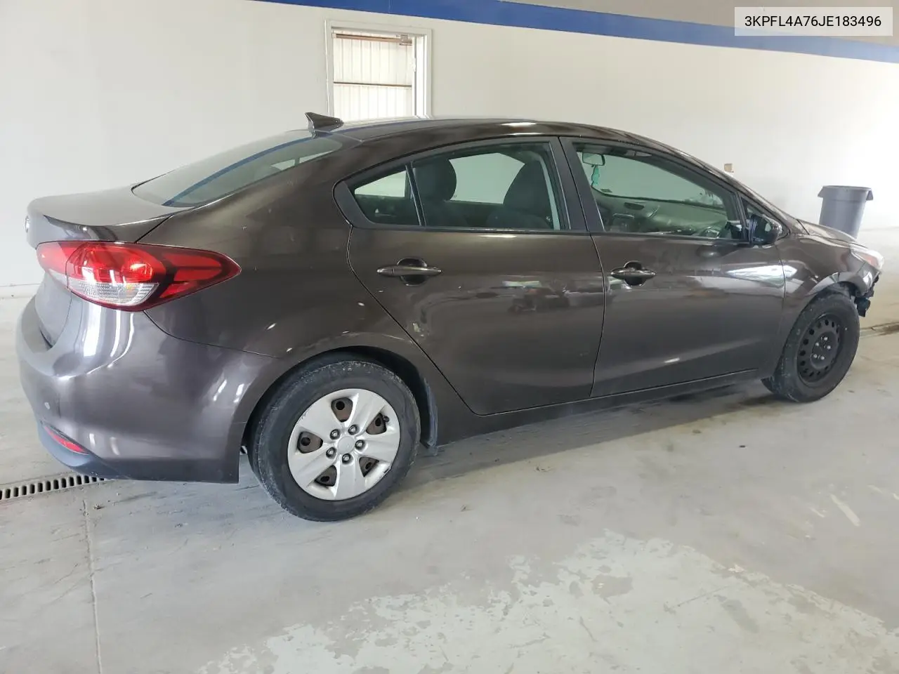 2018 Kia Forte Lx VIN: 3KPFL4A76JE183496 Lot: 62525695