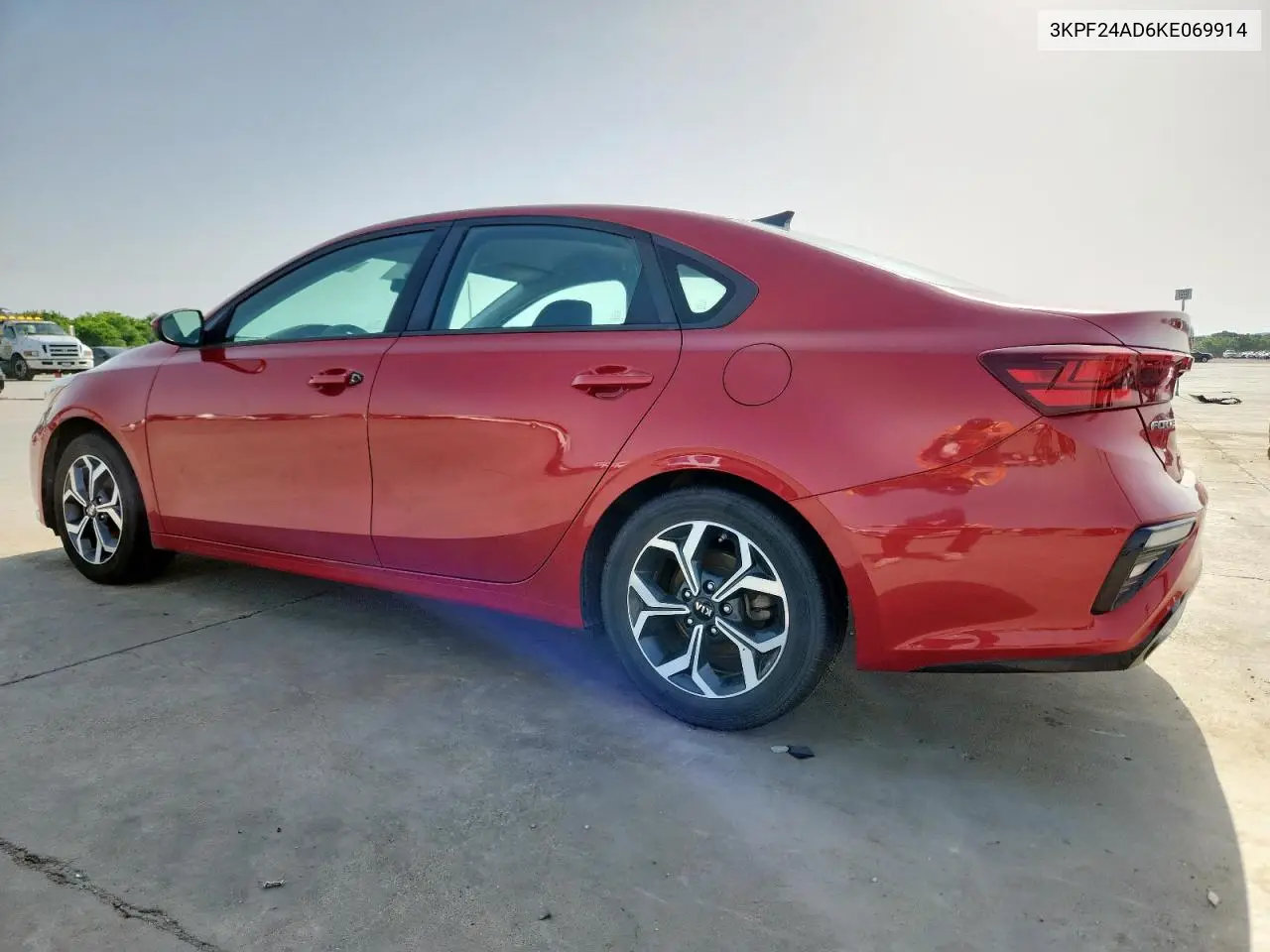 2019 Kia Forte Fe VIN: 3KPF24AD6KE069914 Lot: 56352595