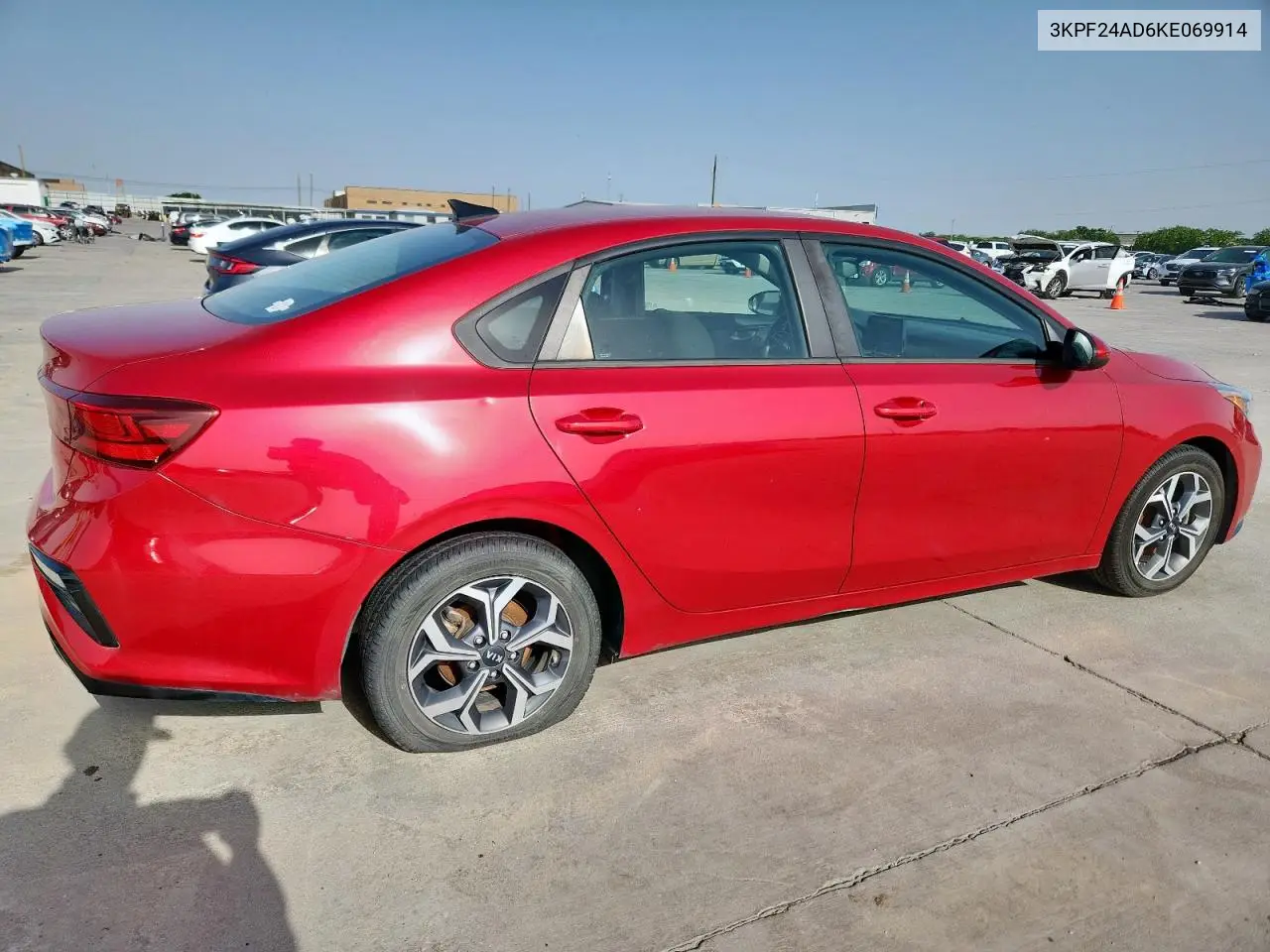 2019 Kia Forte Fe VIN: 3KPF24AD6KE069914 Lot: 56352595