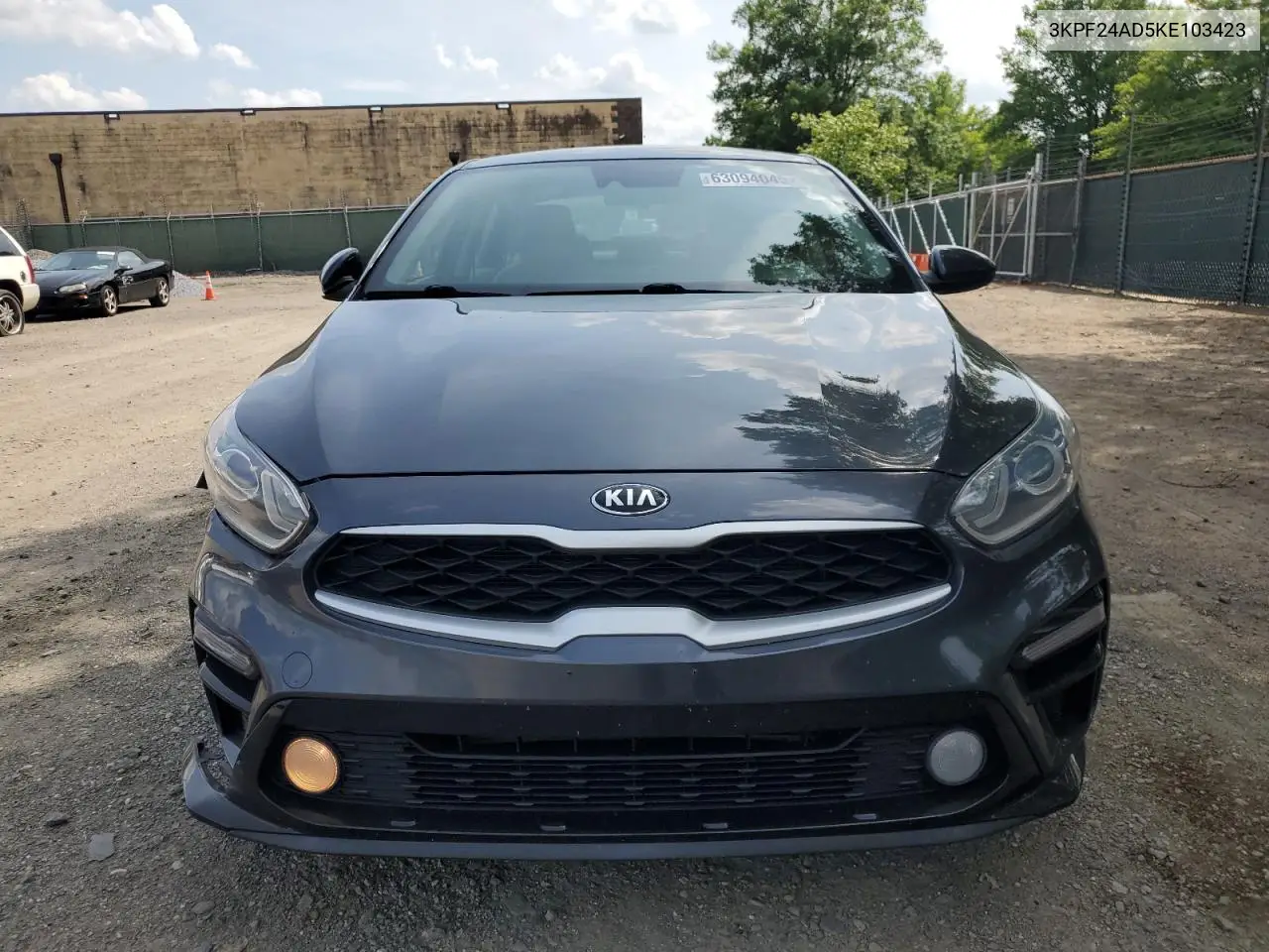 3kpf24ad5ke103423 3KPF24AD5KE103423 2019 Kia Forte Fe