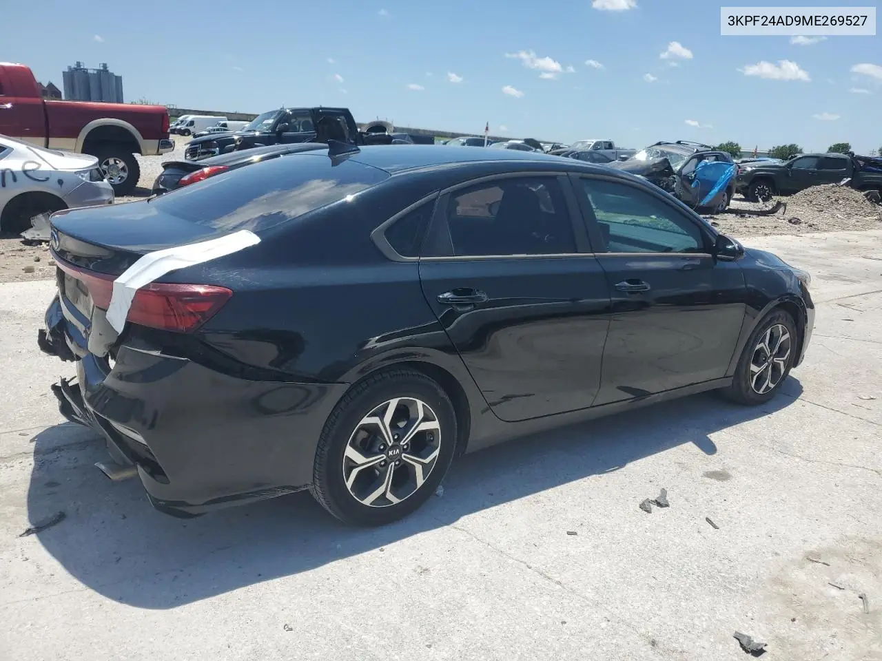 2021 Kia Forte Fe VIN: 3KPF24AD9ME269527 Lot: 56896375