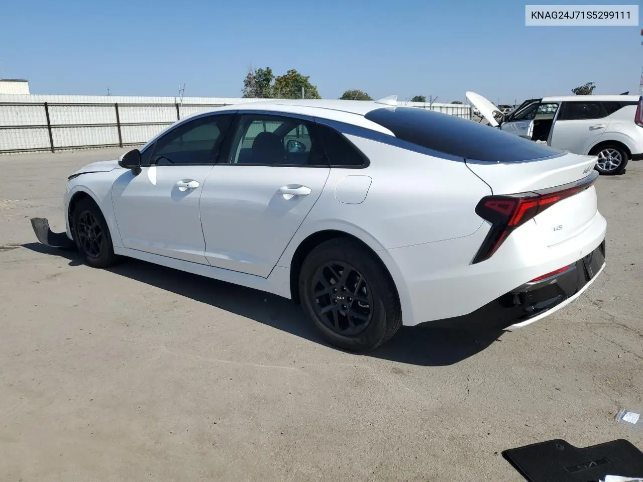 2025 Kia K5 Lxs VIN: KNAG24J71S5299111 Lot: 62510925