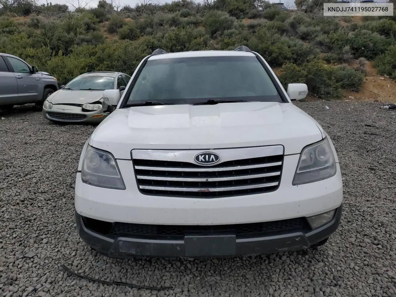 2009 Kia Borrego Lx VIN: KNDJJ741195027768 Lot: 56715835
