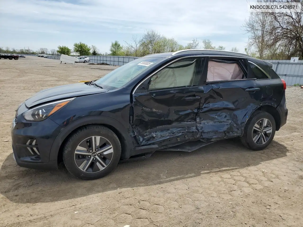 2020 Kia Niro Touring VIN: KNDCC3LC7L5428571 Lot: 55800835