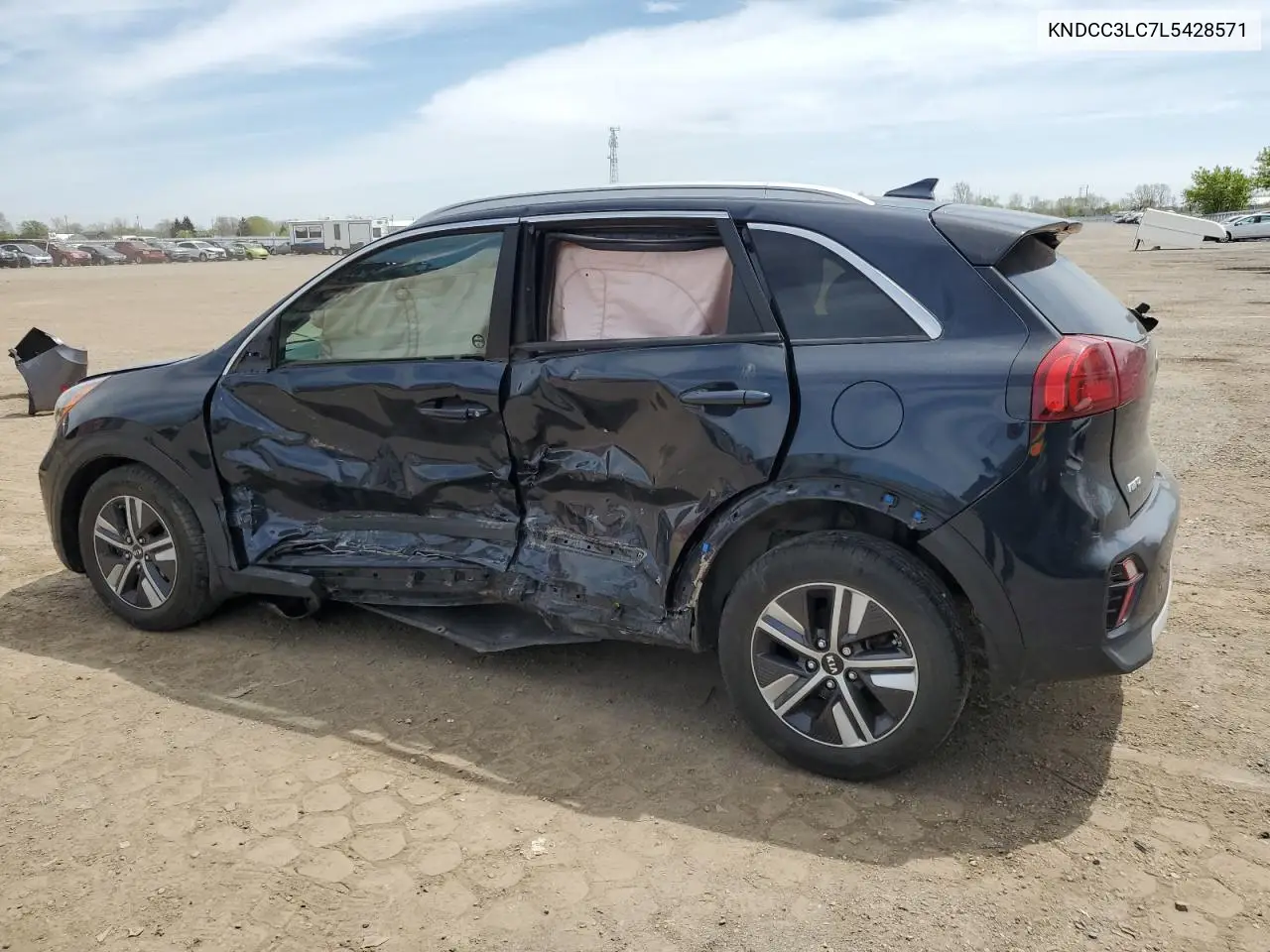 2020 Kia Niro Touring VIN: KNDCC3LC7L5428571 Lot: 55800835