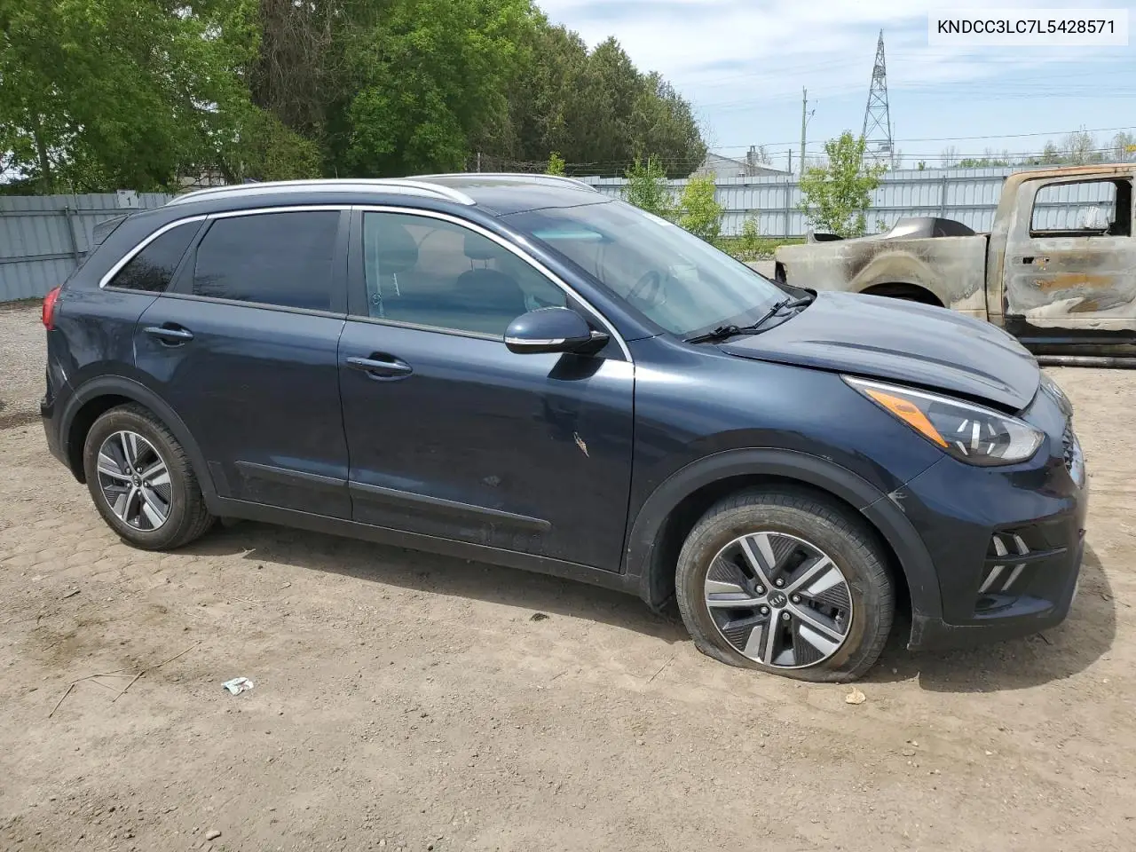 2020 Kia Niro Touring VIN: KNDCC3LC7L5428571 Lot: 55800835