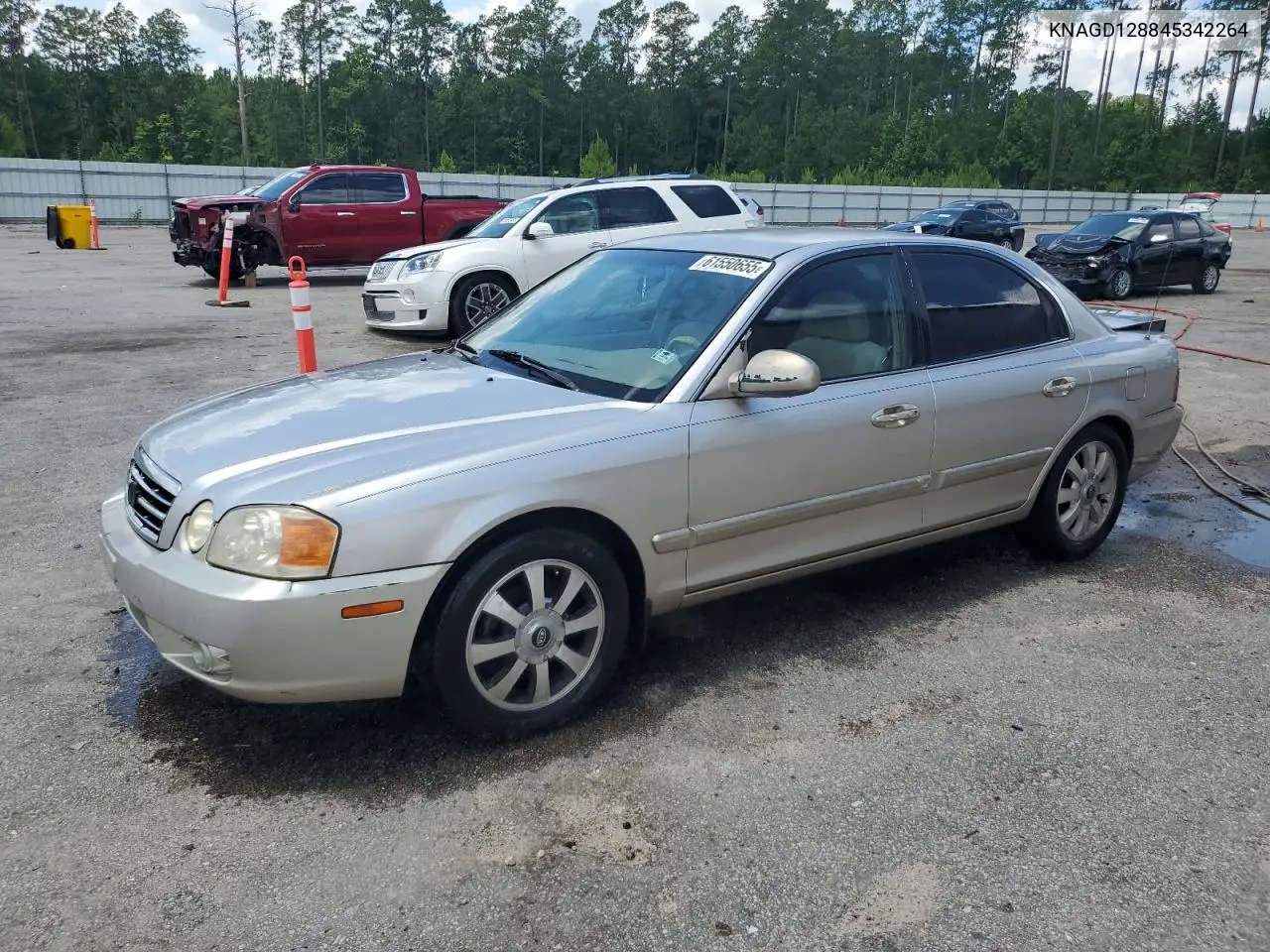 2004 Kia Optima Lx VIN: KNAGD128845342264 Lot: 61550655