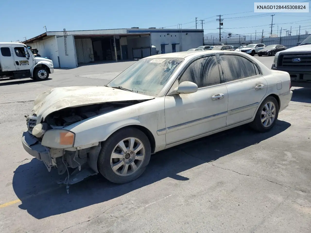 2004 Kia Optima Lx VIN: KNAGD128445308824 Lot: 62962595