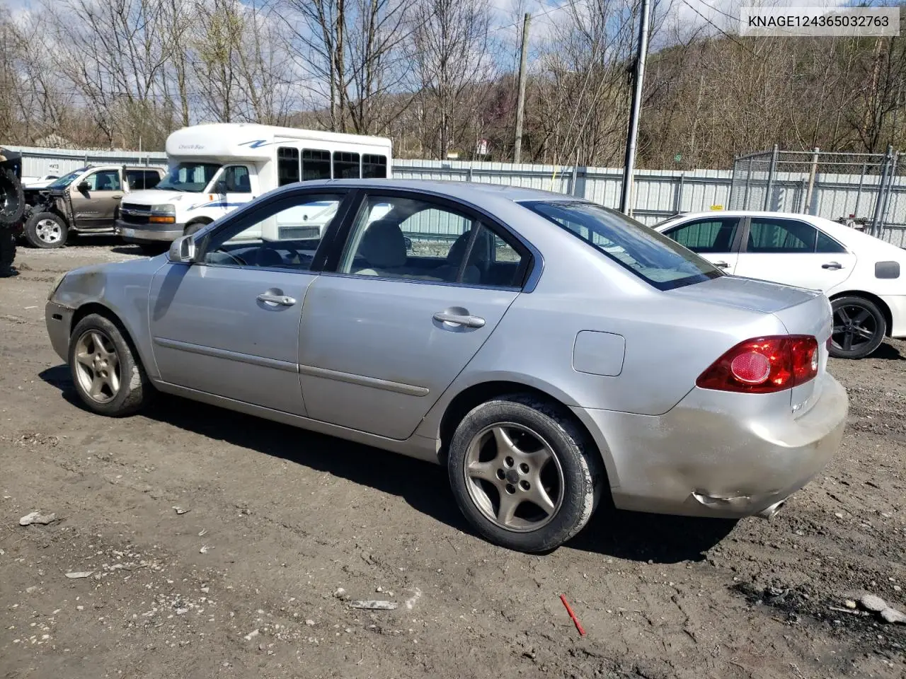 2006 Kia Optima Lx VIN: KNAGE124365032763 Lot: 50646765
