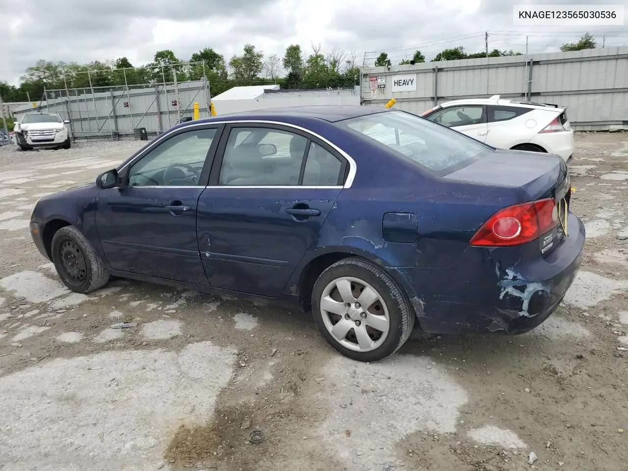 2006 Kia Optima Lx VIN: KNAGE123565030536 Lot: 56872535