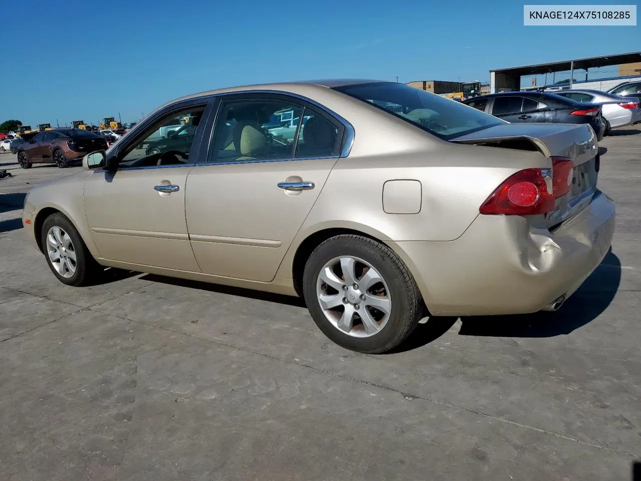 2007 Kia Optima Lx VIN: KNAGE124X75108285 Lot: 55931085