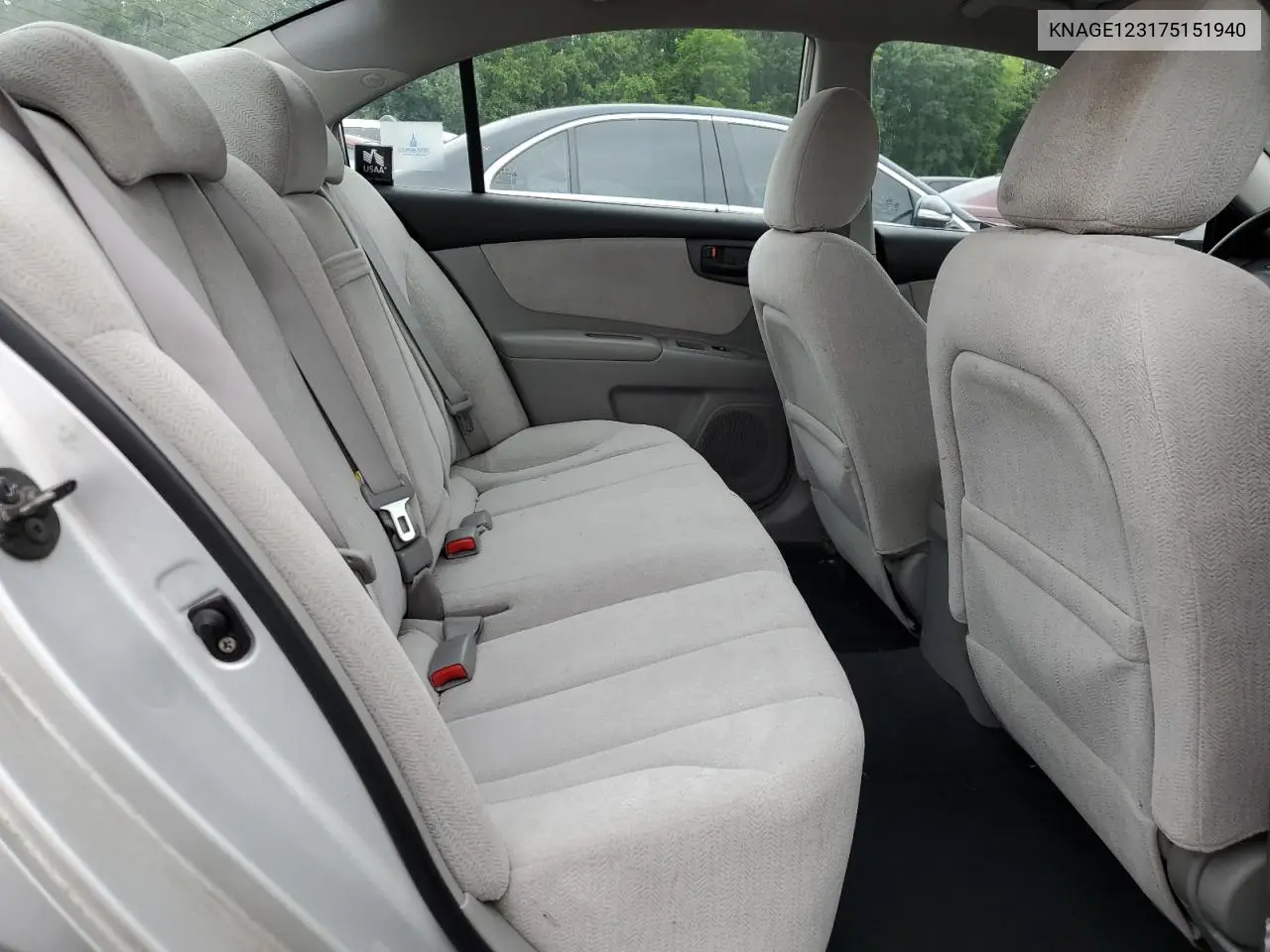 2007 Kia Optima Lx VIN: KNAGE123175151940 Lot: 61403665