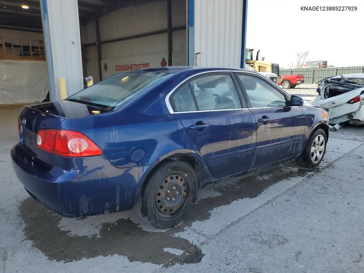 2008 Kia Optima Lx VIN: KNAGE123885227929 Lot: 50390905
