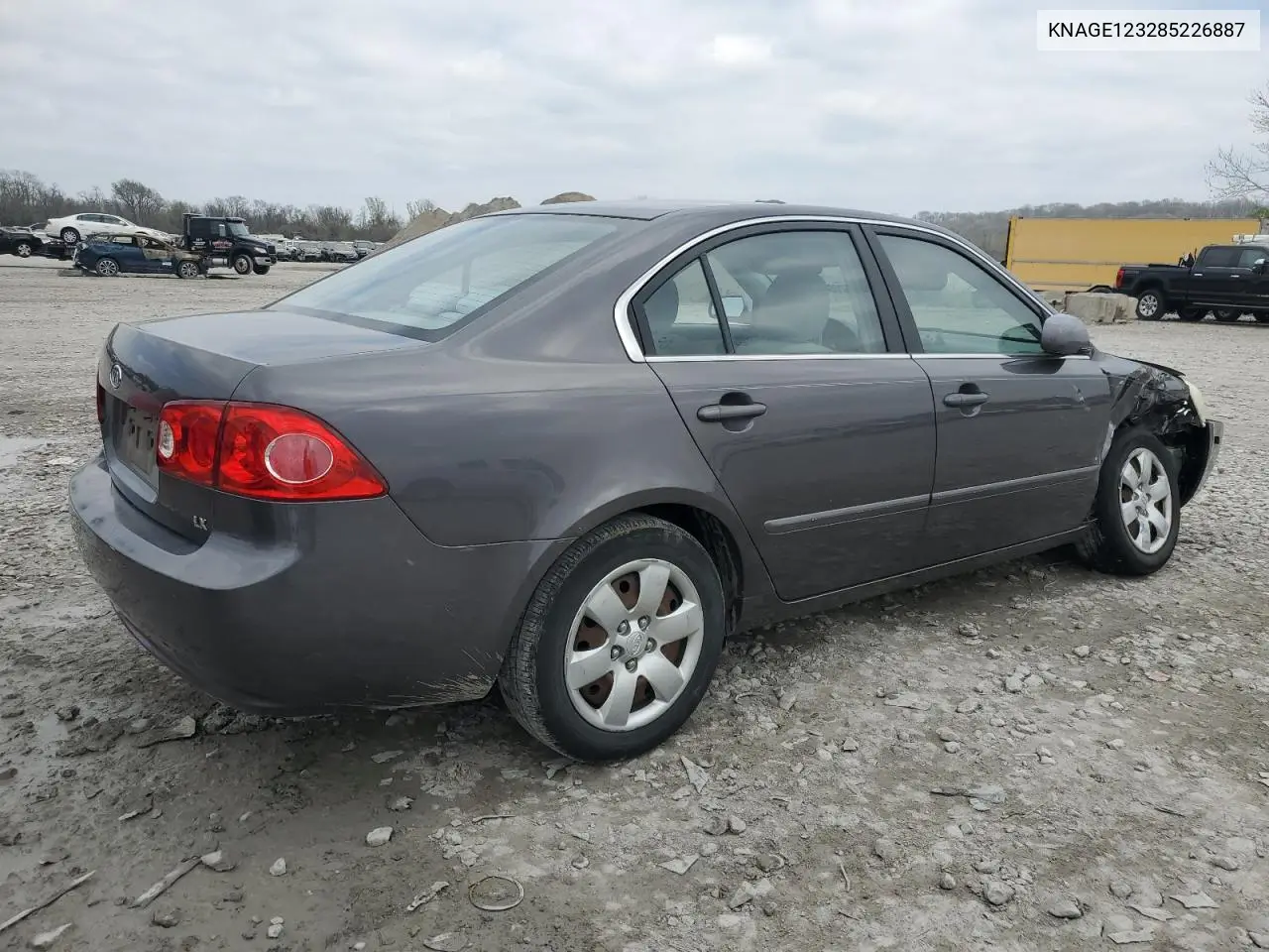 2008 Kia Optima Lx VIN: KNAGE123285226887 Lot: 52604405