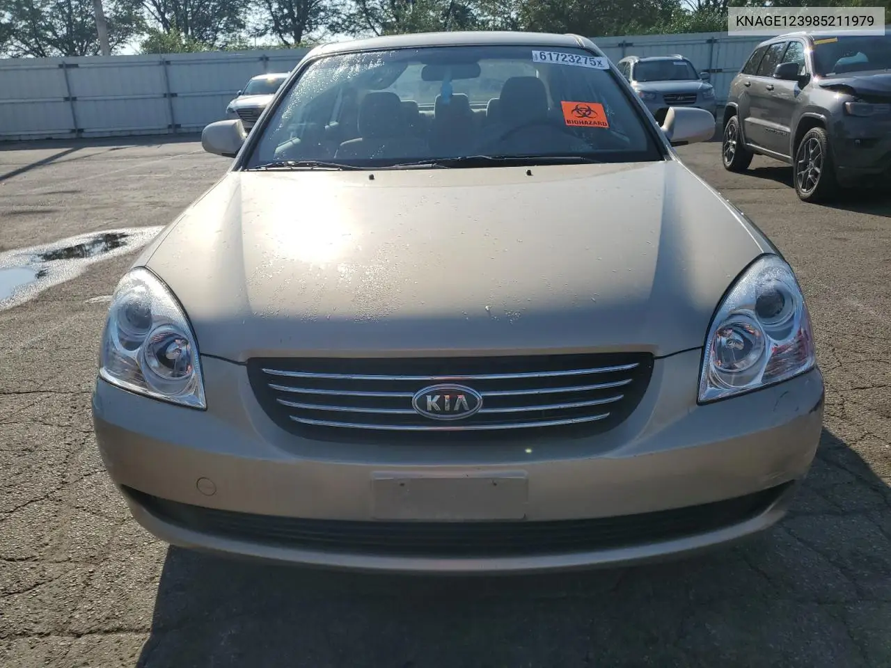 2008 Kia Optima Lx VIN: KNAGE123985211979 Lot: 61723275
