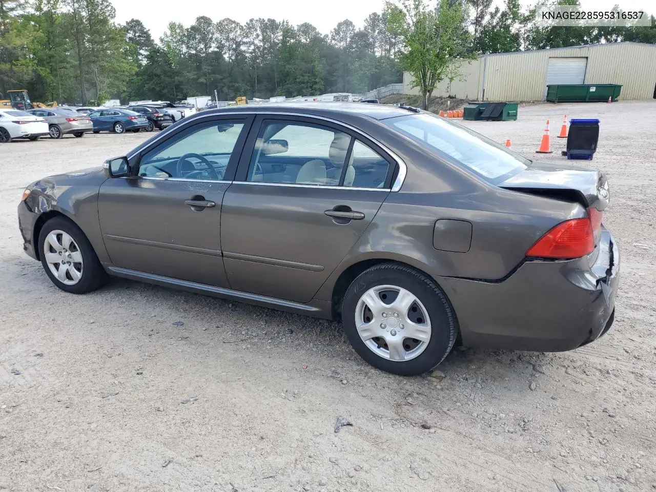 2009 Kia Optima Lx VIN: KNAGE228595316537 Lot: 55675395