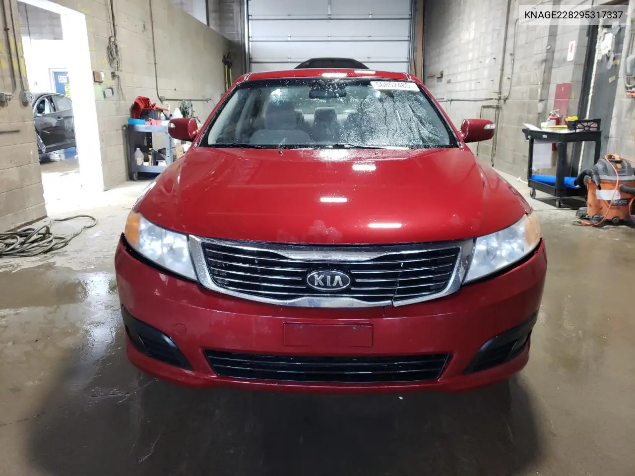 2009 Kia Optima Lx VIN: KNAGE228295317337 Lot: 56852485