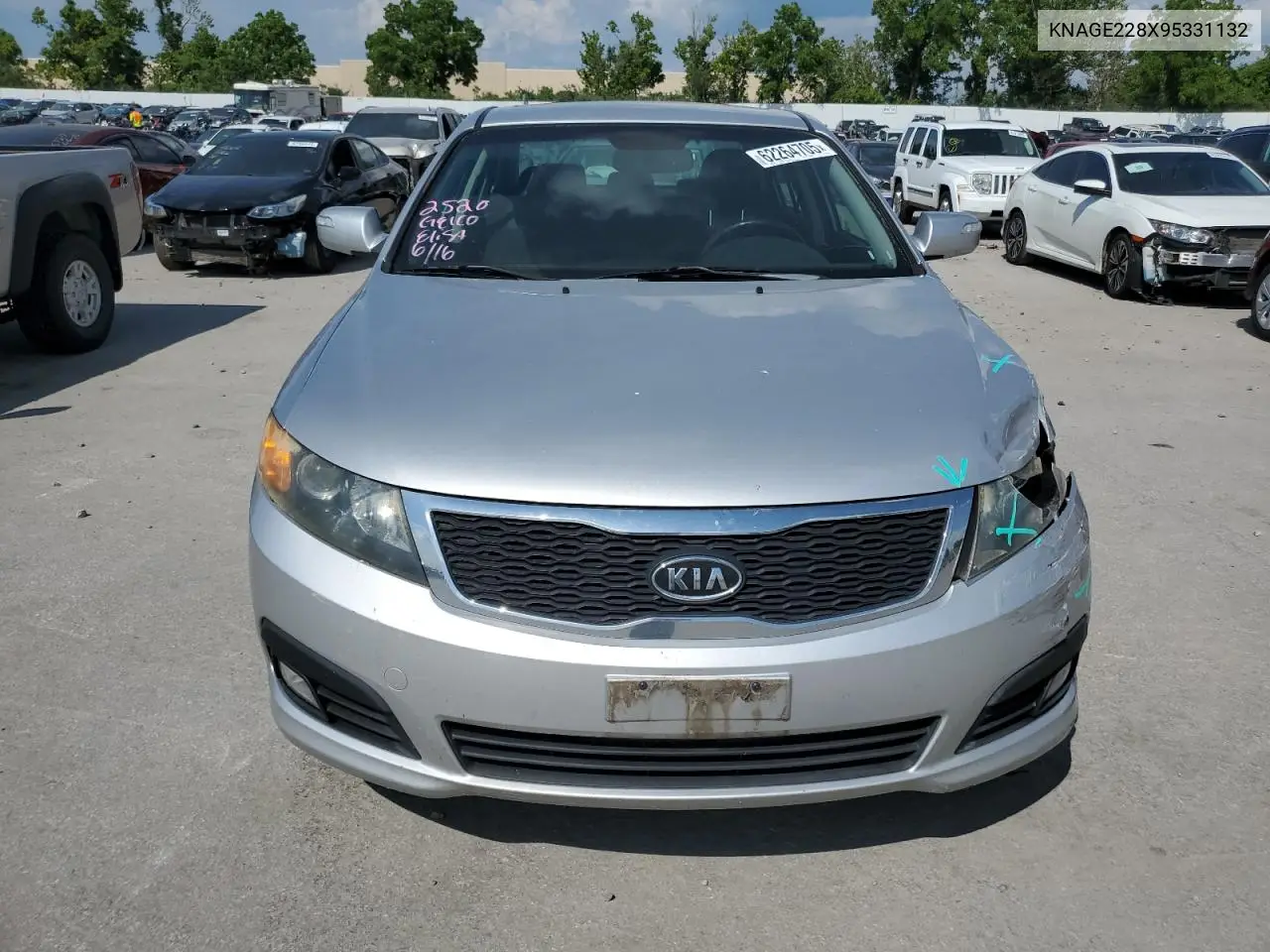 2009 Kia Optima Lx VIN: KNAGE228X95331132 Lot: 62264705