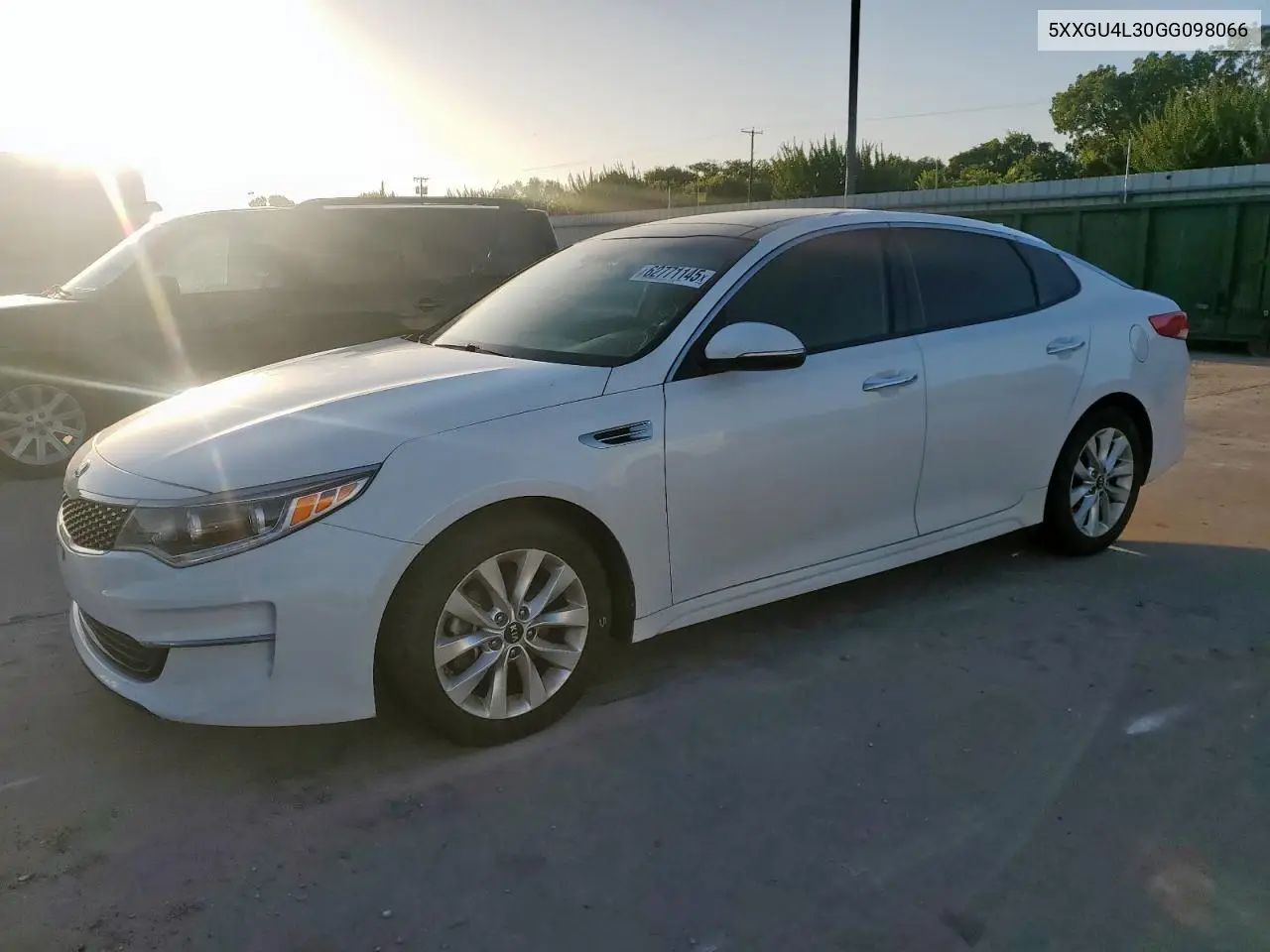 2016 Kia Optima Ex VIN: 5XXGU4L30GG098066 Lot: 62771145