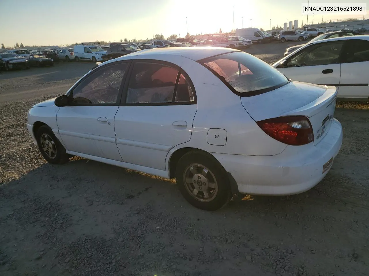 2001 Kia Rio VIN: KNADC123216521898 Lot: 82702174