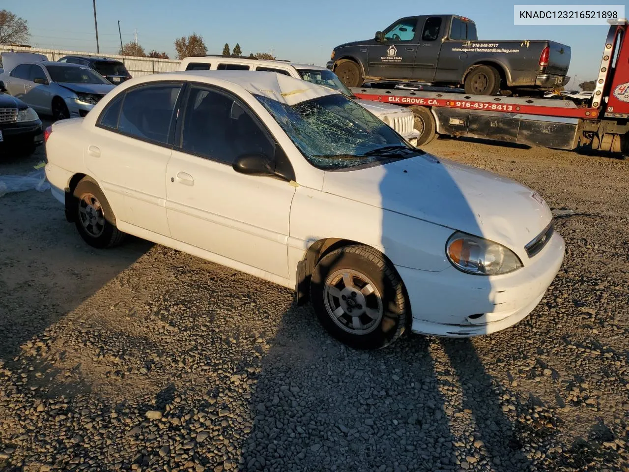 2001 Kia Rio VIN: KNADC123216521898 Lot: 82702174