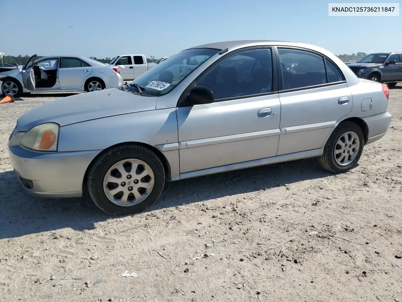 2003 Kia Rio VIN: KNADC125736211847 Lot: 56799015