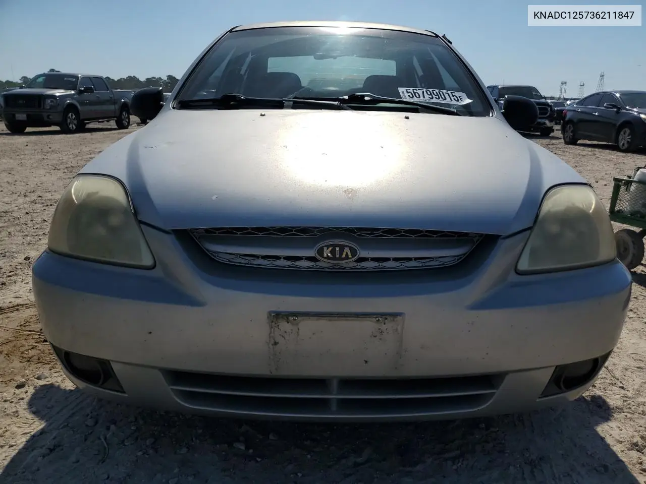 2003 Kia Rio VIN: KNADC125736211847 Lot: 56799015
