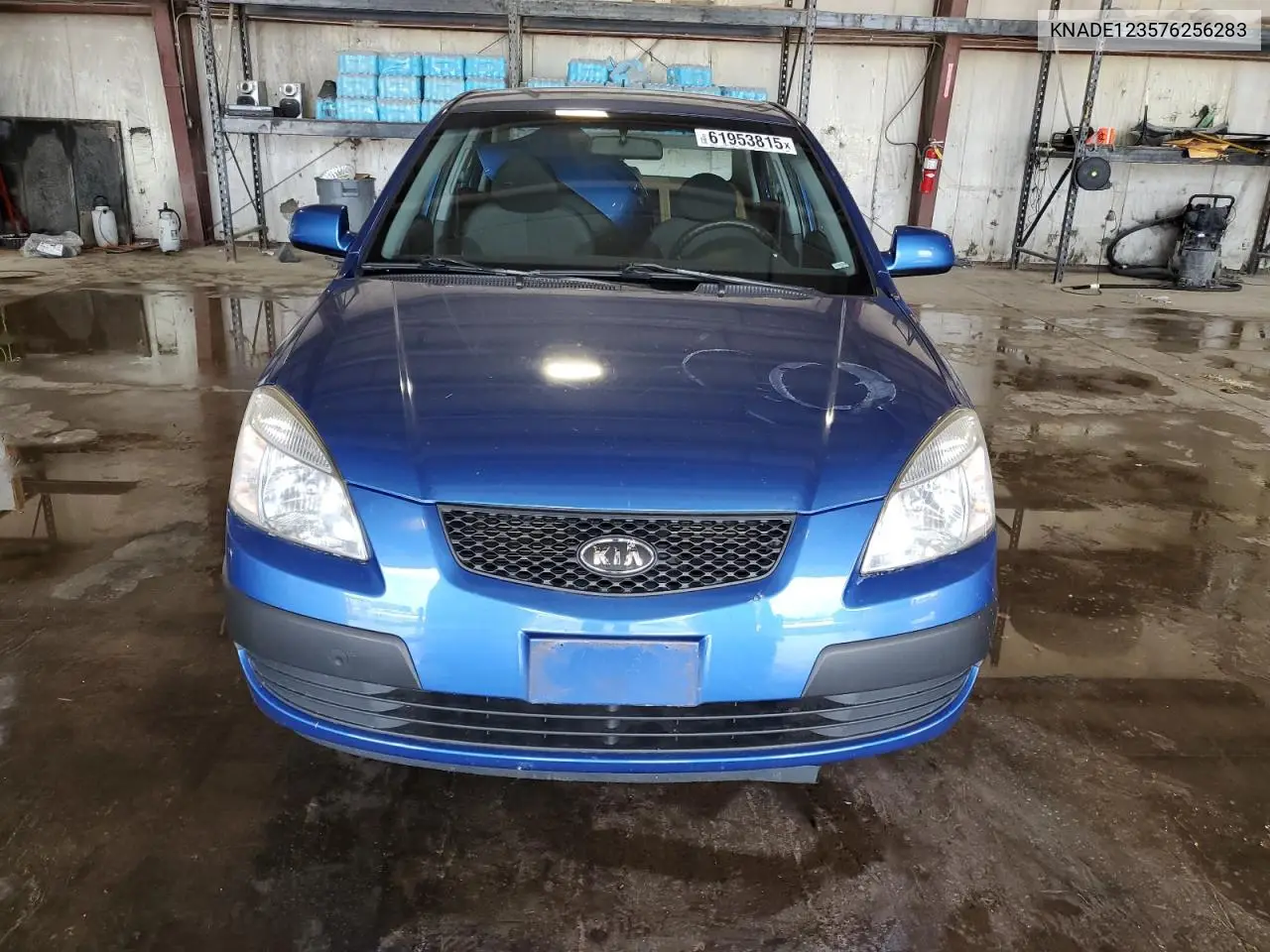 2007 Kia Rio Base VIN: KNADE123576256283 Lot: 61953815